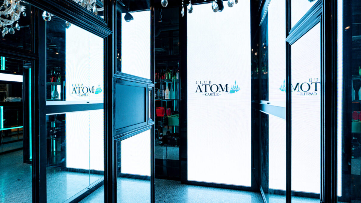 ATOM-CASTLE 店内の様子2